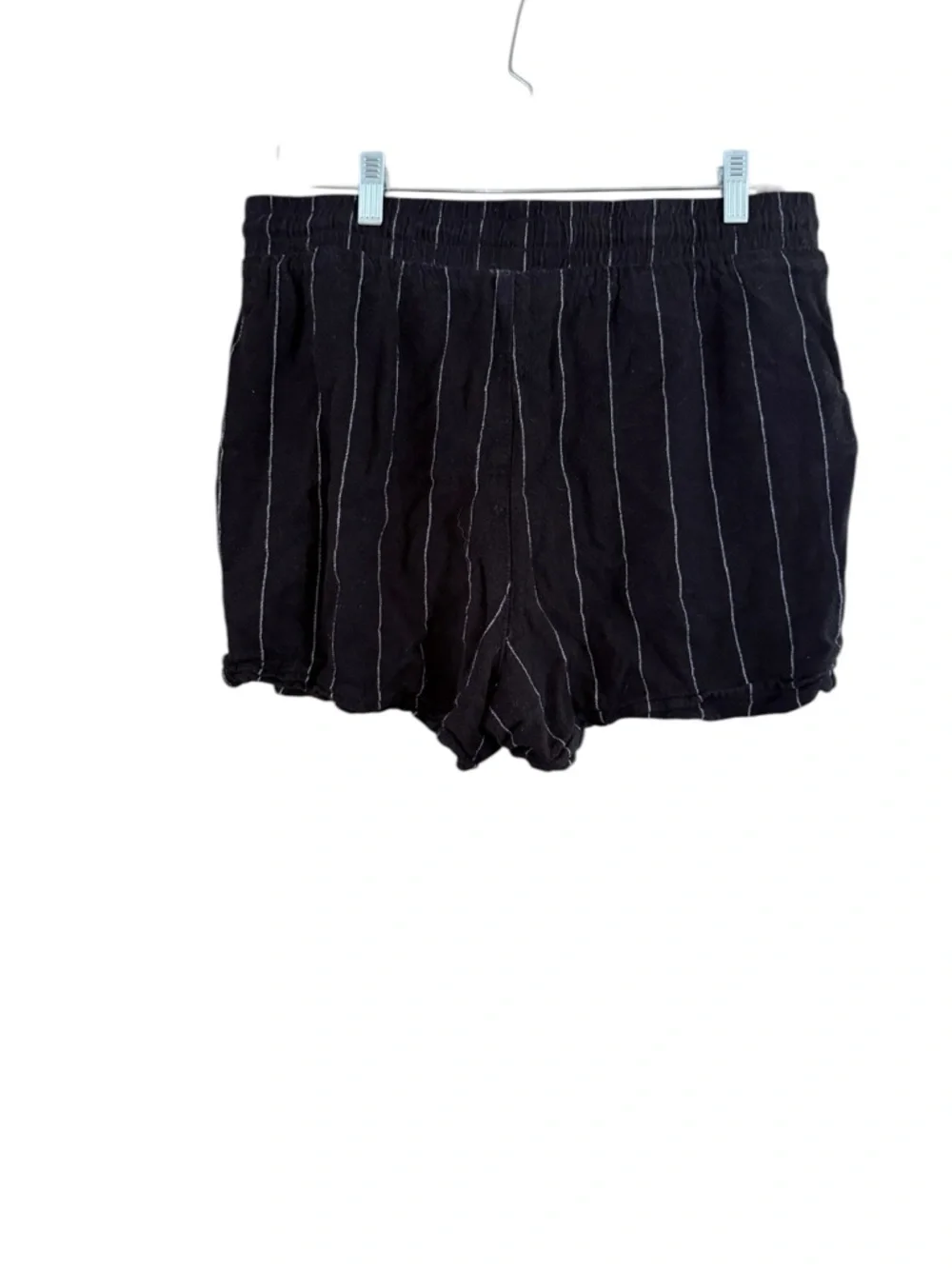 Time and Tru Black Pinstripe Elastic Waist Pull-On Shorts